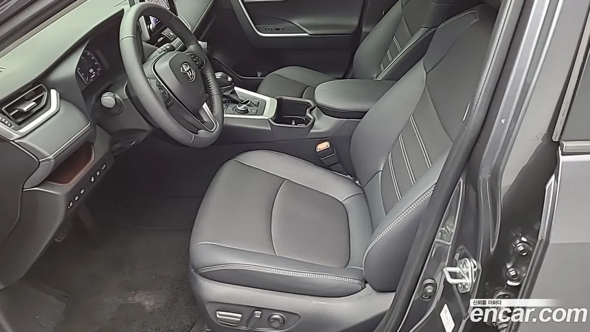 Toyota RAV4 2025 из KR, фото 9