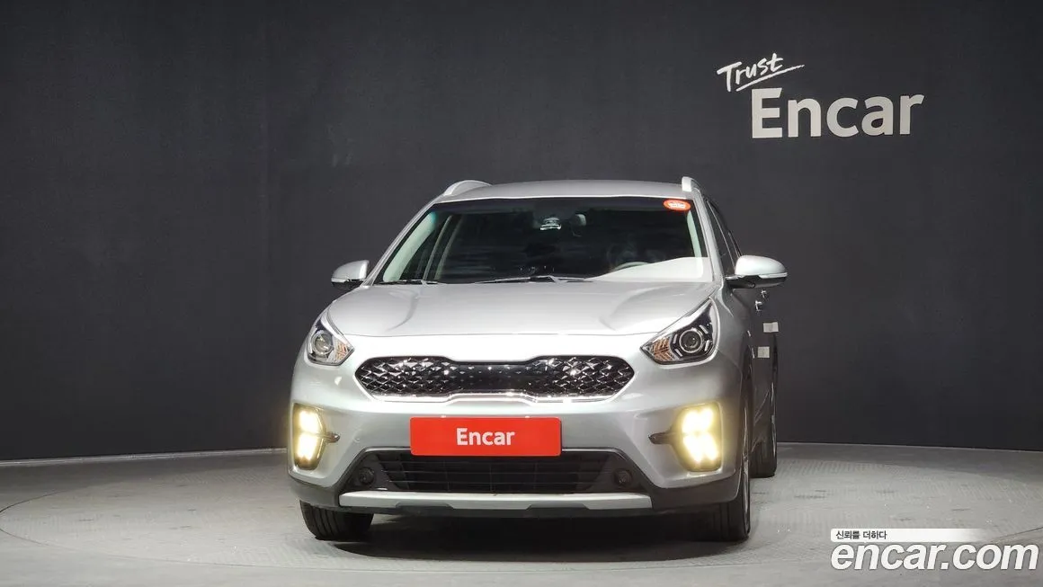 Kia Niro 2022 из KR, фото 2