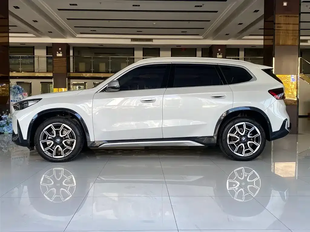 BMW X1 — фото 4