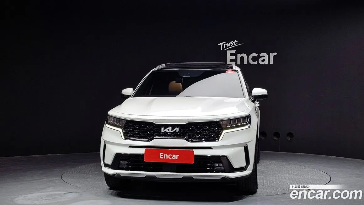 Kia Sorento — фото 6
