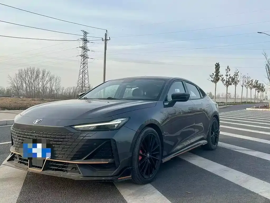 Changan UNI-V 2023 из CN, фото 1