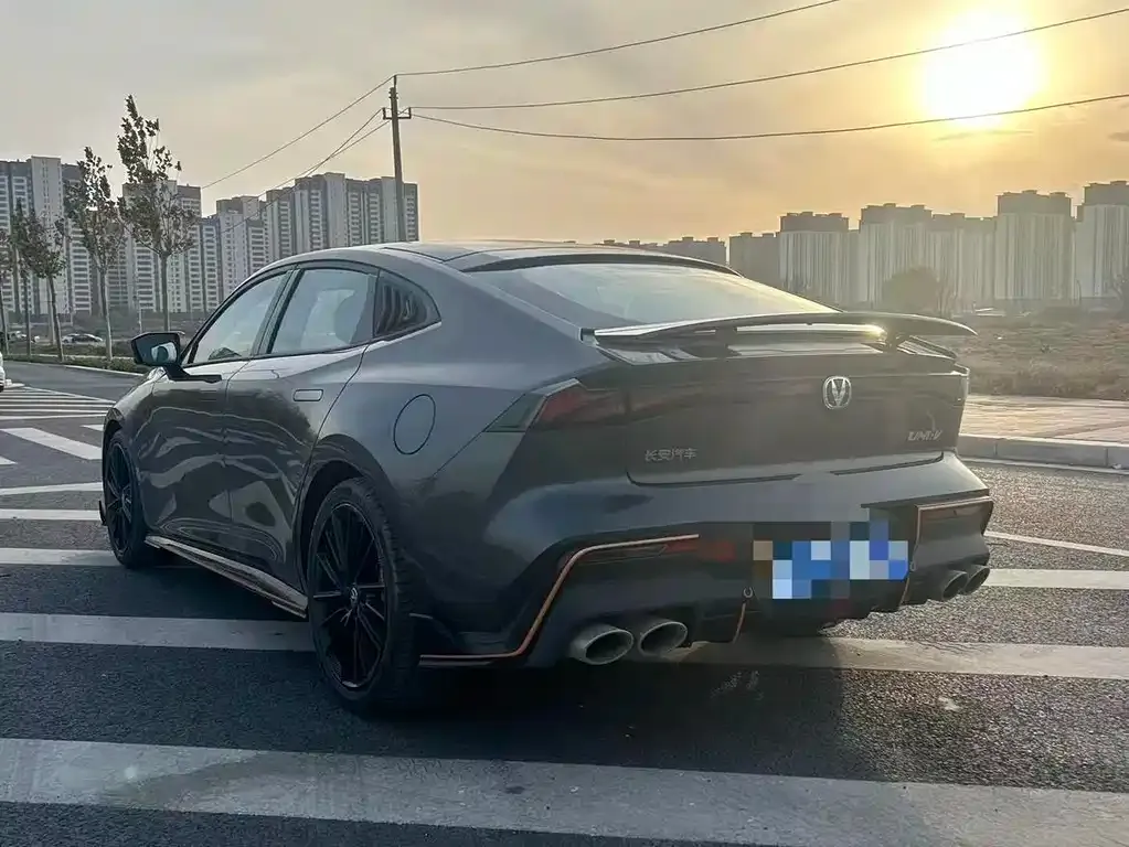 Changan UNI-V 2023 из CN, фото 7