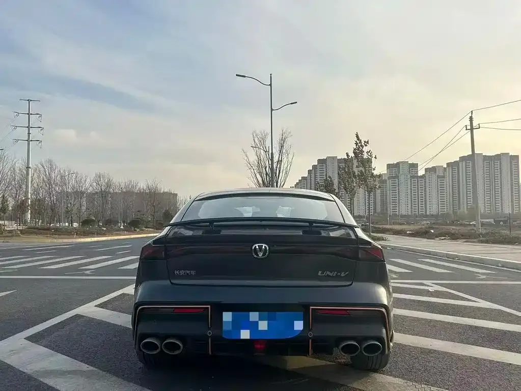 Changan UNI-V 2023 из CN, фото 3