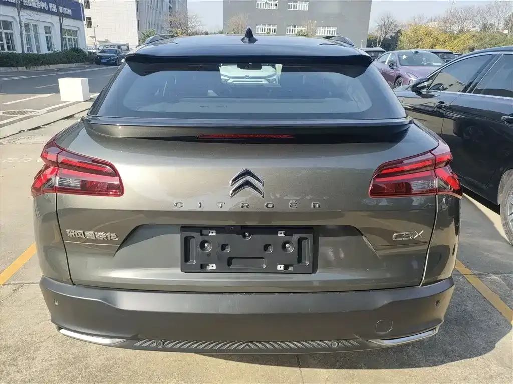 Citroen C5 X 2023 из CN, фото 6