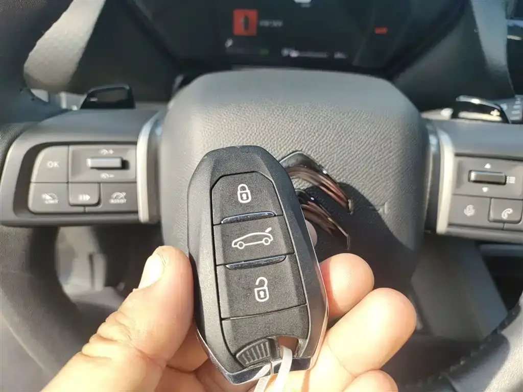 Citroen C5 X 2023 из CN, фото 9