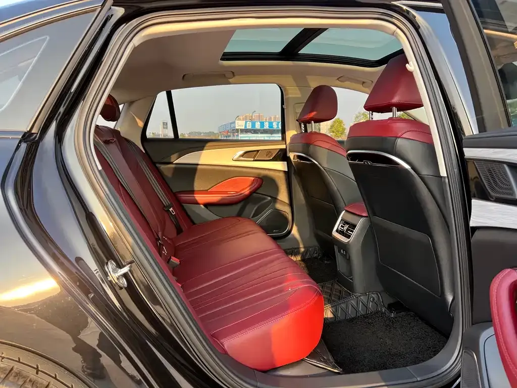 Hongqi H5 2025 из CN, фото 10