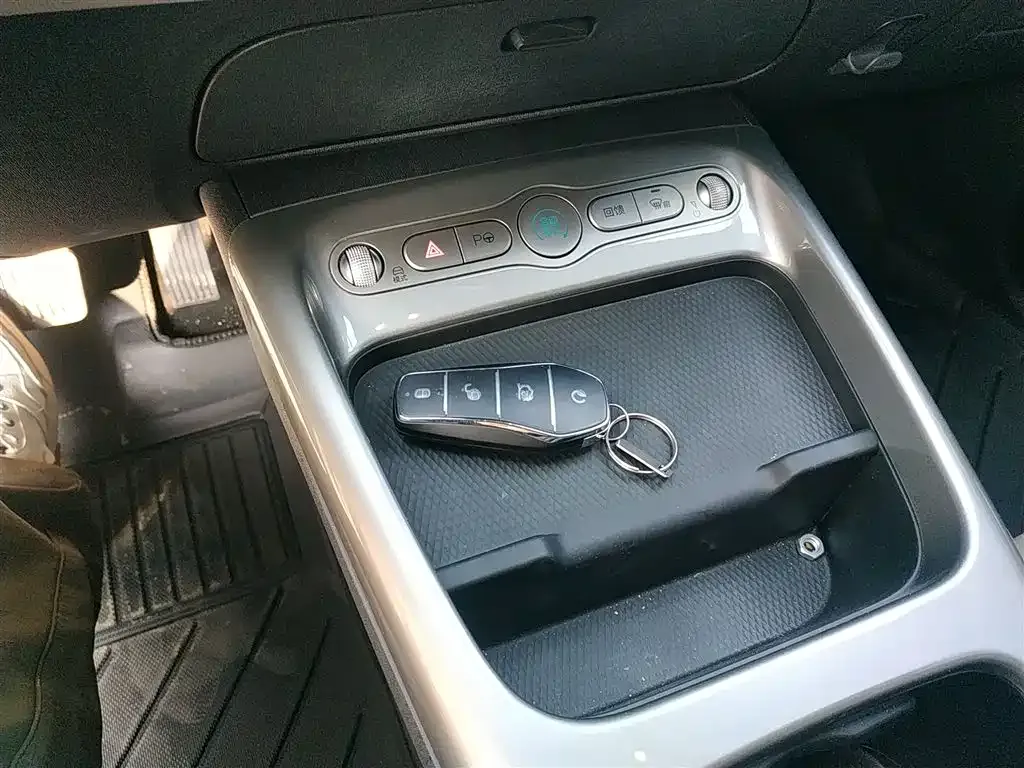 BYD Dolphin 2025 из CN, фото 5
