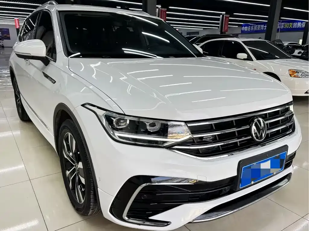 Volkswagen Tiguan L 2024 из CN, фото 4