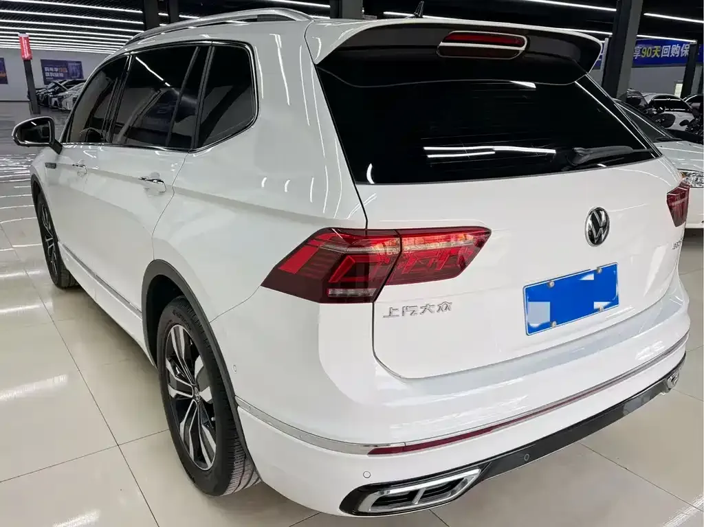 Volkswagen Tiguan L 2024 из CN, фото 7