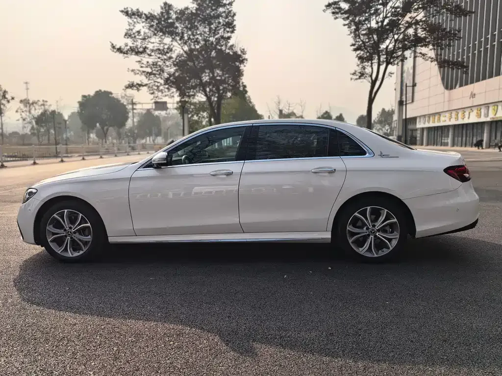 Mercedes-Benz E-Class 2021 из CN, фото 10