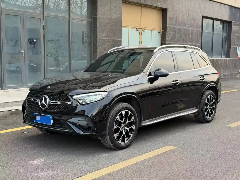Mercedes-Benz GLC 2023 из CN, фото 1