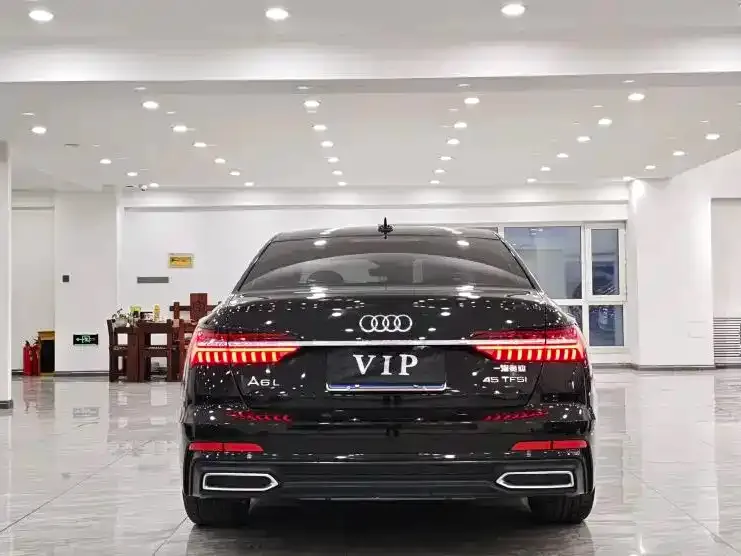 Audi A6L 2021 из CN, фото 3