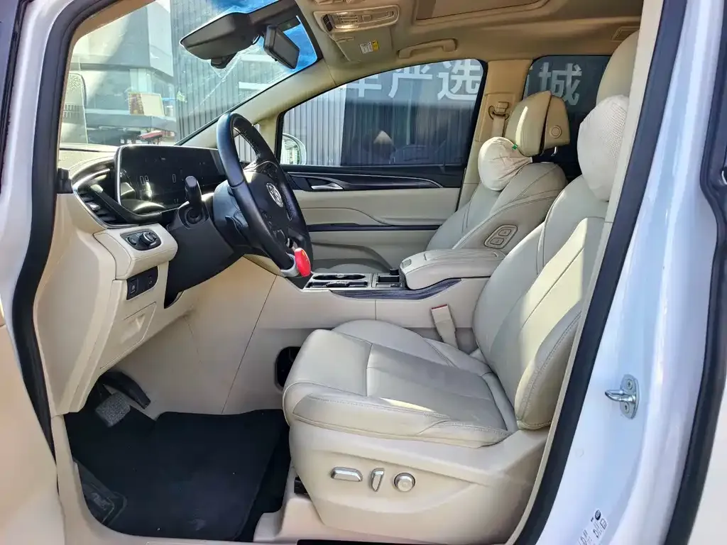 Buick GL8 2023 из CN, фото 6