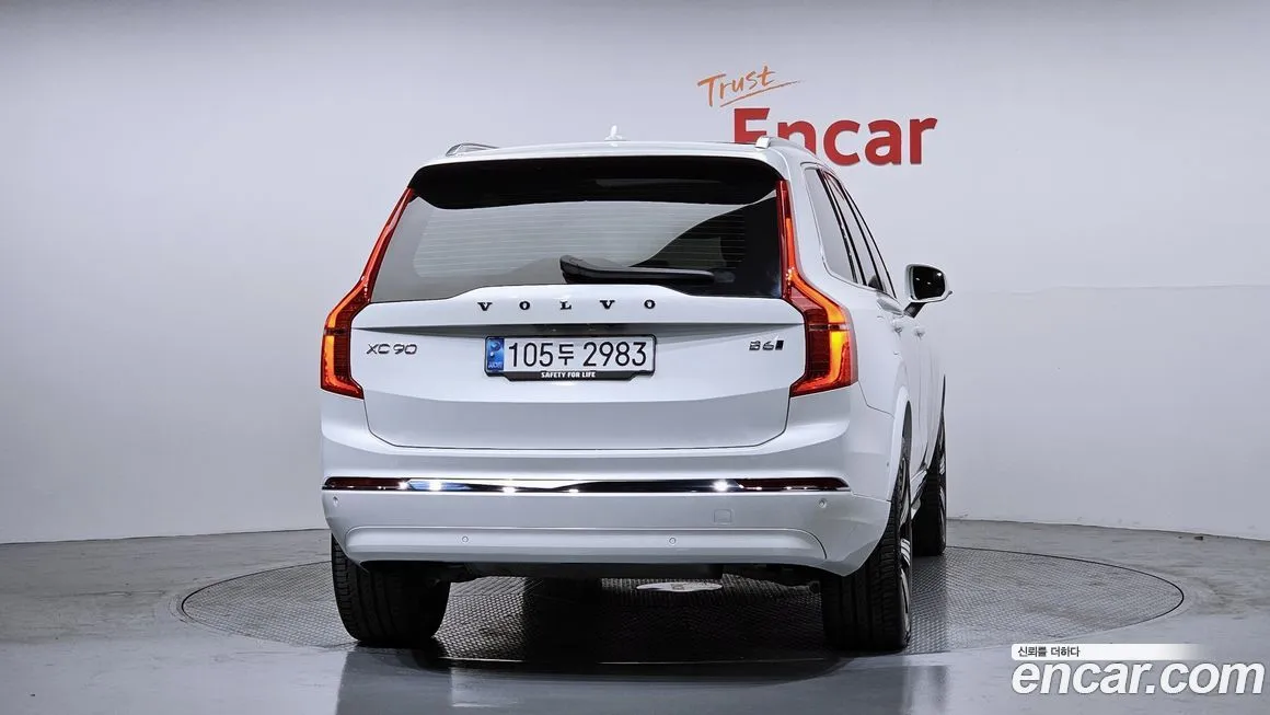 Volvo XC90 2025 из KR, фото 7