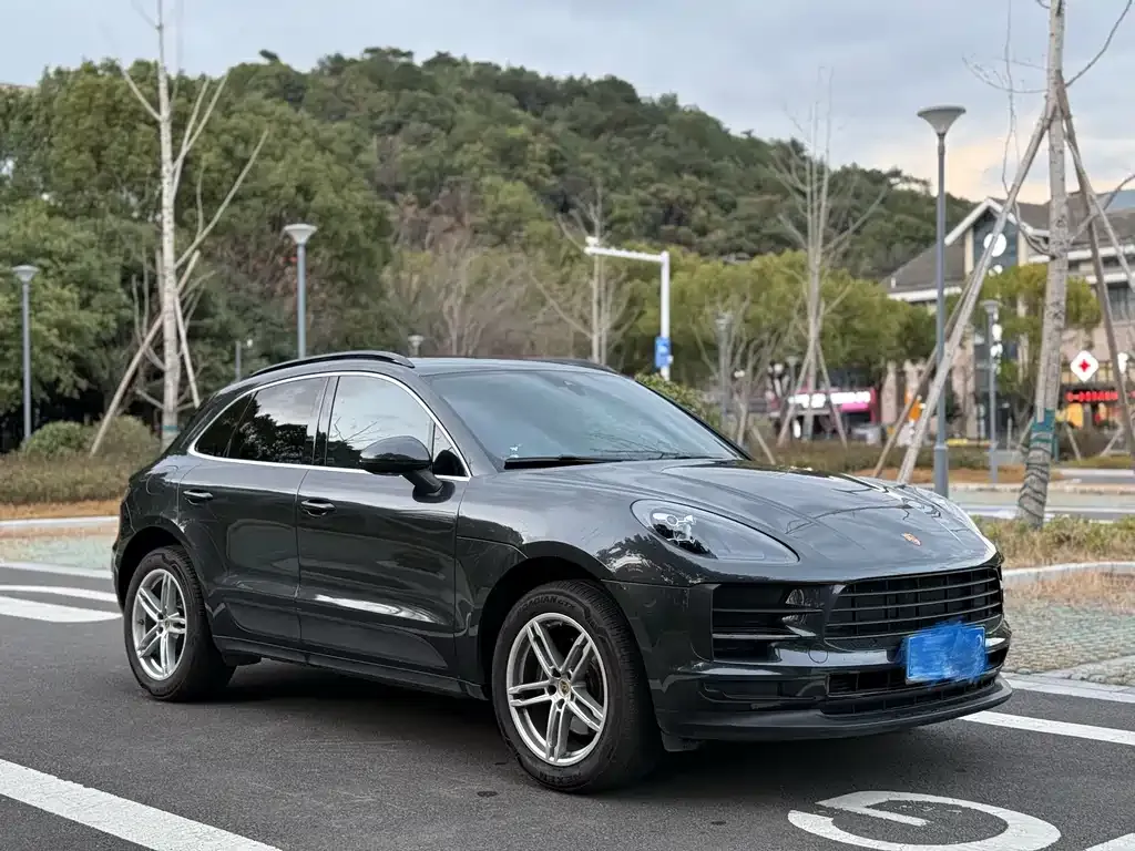 Porsche Macan — фото 9