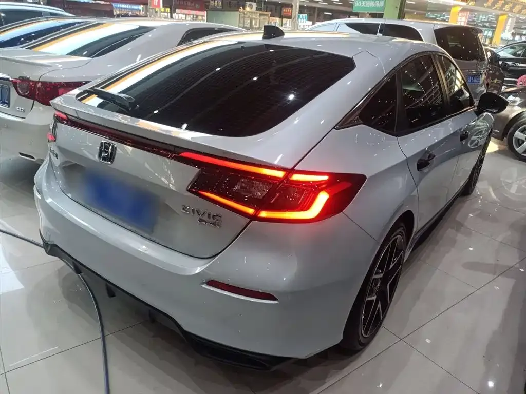 Honda Civic 2023 из CN, фото 8