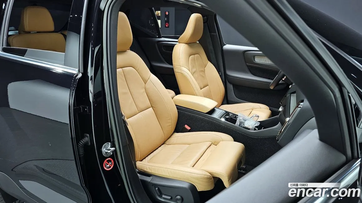 Volvo XC40 2022 из KR, фото 10