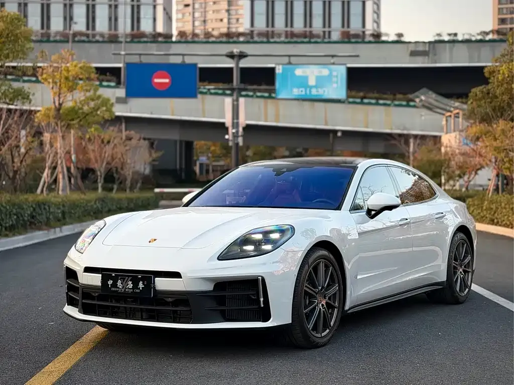 Porsche Panamera 2025 из CN, фото 1