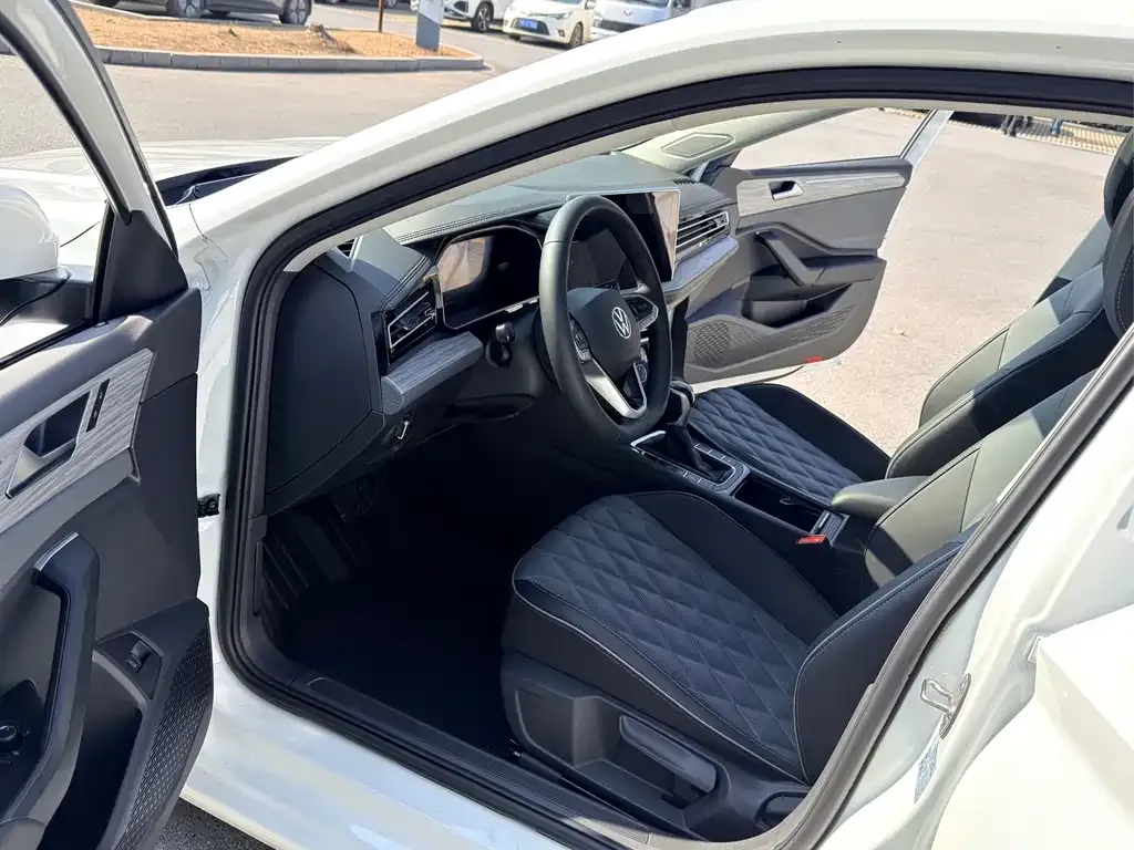 Volkswagen Sagitar 2024 из CN, фото 3