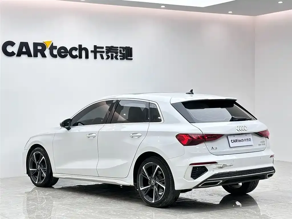 Audi A3 2023 из CN, фото 5