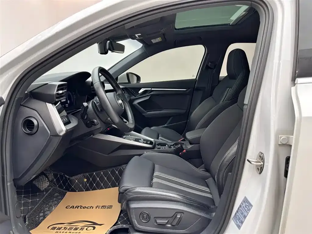 Audi A3 2023 из CN, фото 7
