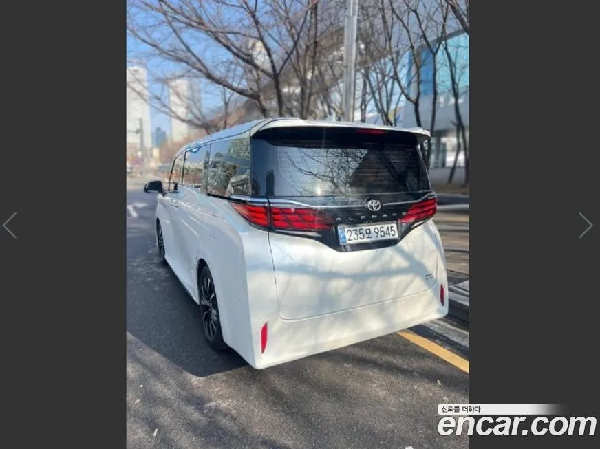 Toyota Alphard 2024 из KR, фото 3