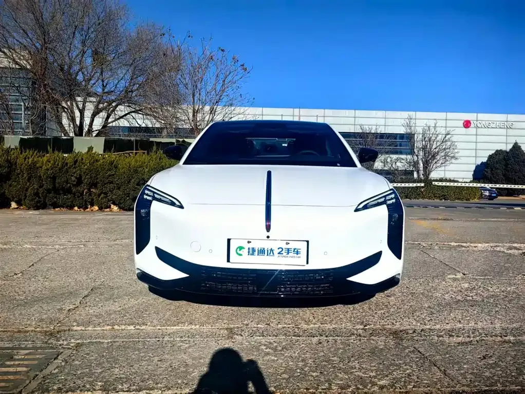 Hongqi EH7 2025 из CN, фото 8
