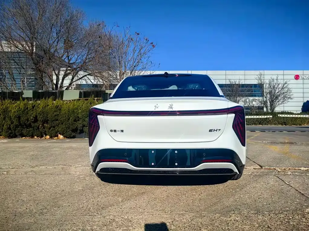 Hongqi EH7 2025 из CN, фото 10