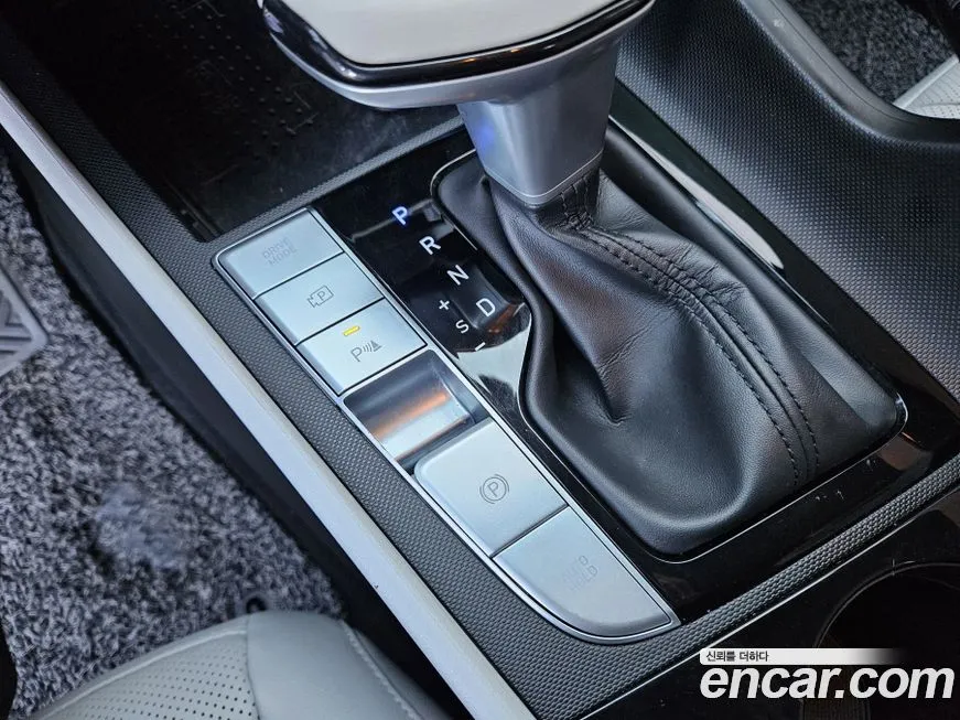 Hyundai AVANTE — фото 9