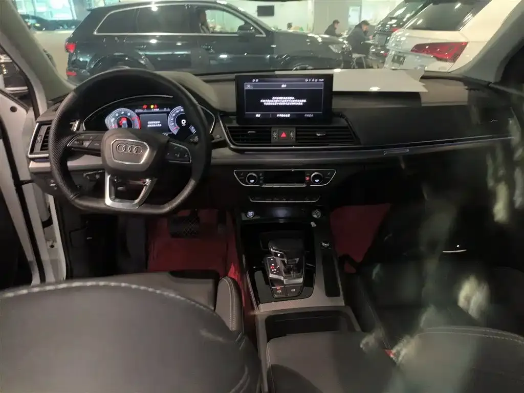Audi Q5L 2023 из CN, фото 9