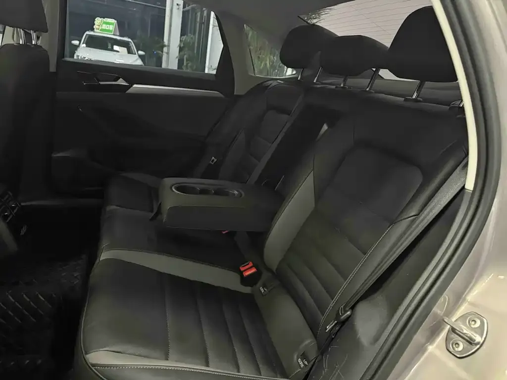 Volkswagen Sagitar 2022 из CN, фото 9