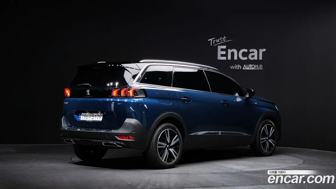 Peugeot 5008 2023 из KR, фото 8