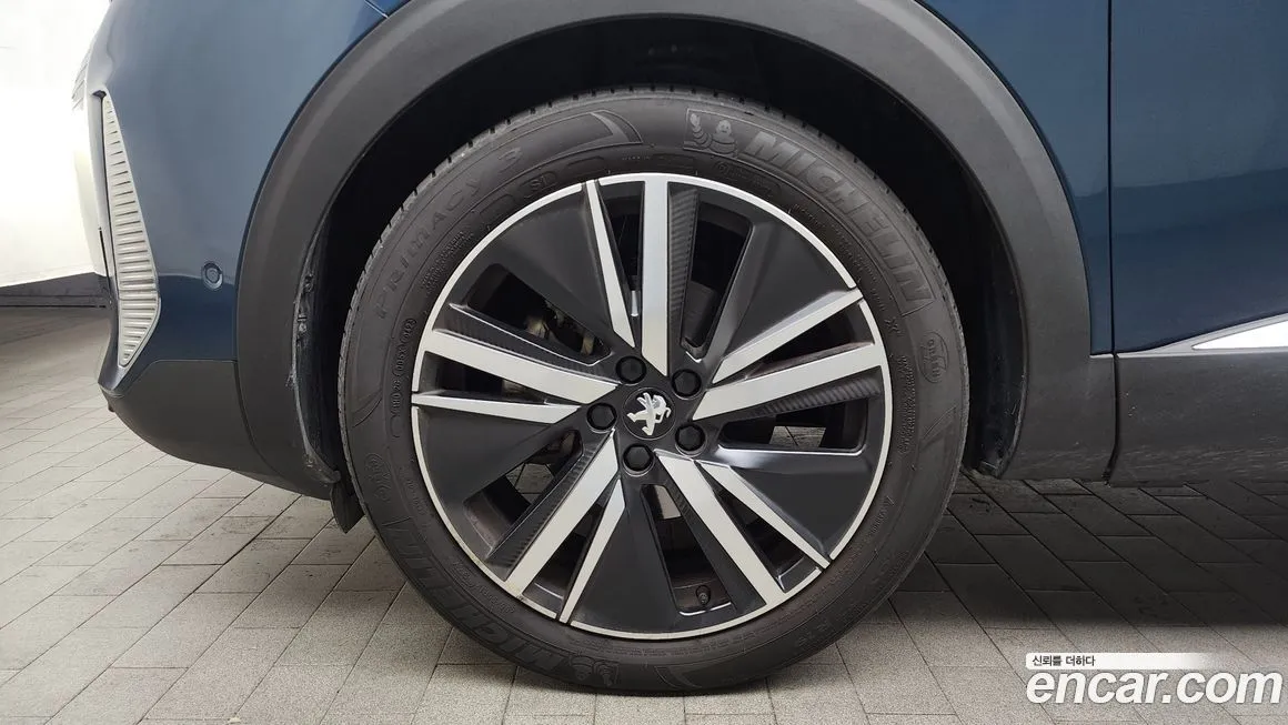 Peugeot 5008 2023 из KR, фото 5