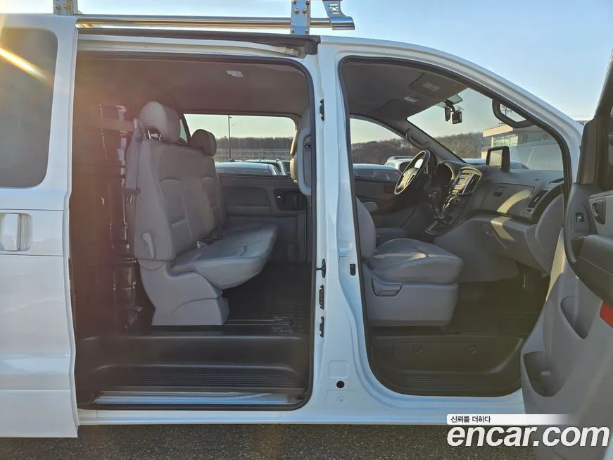 Hyundai Starex 2021 из KR, фото 8