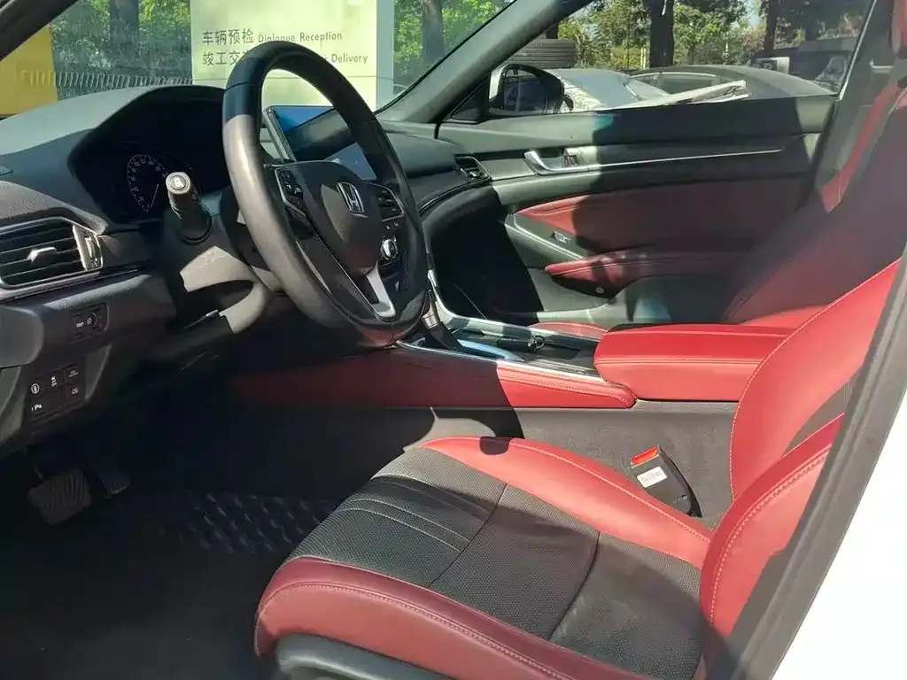 Honda Inspire 2022 из CN, фото 2