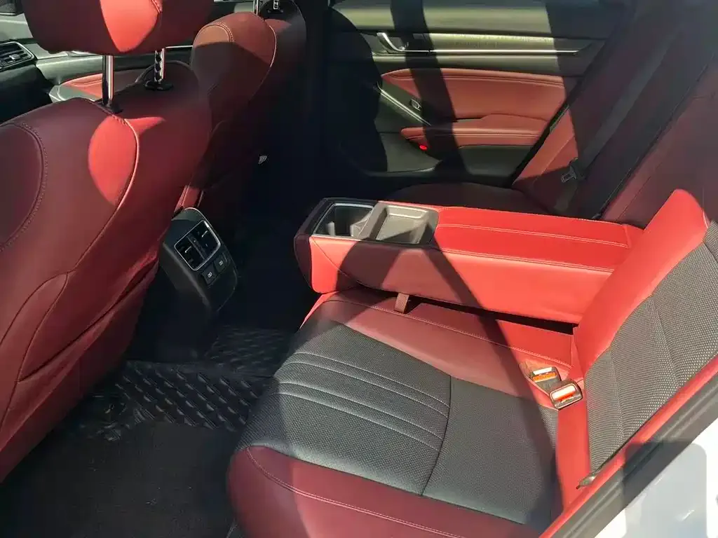 Honda Inspire 2022 из CN, фото 4