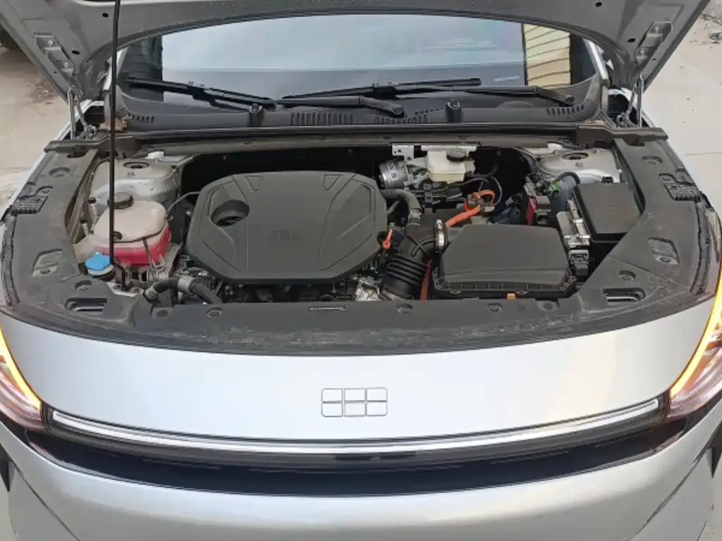 Geely Galaxy L6 2025 из CN, фото 10