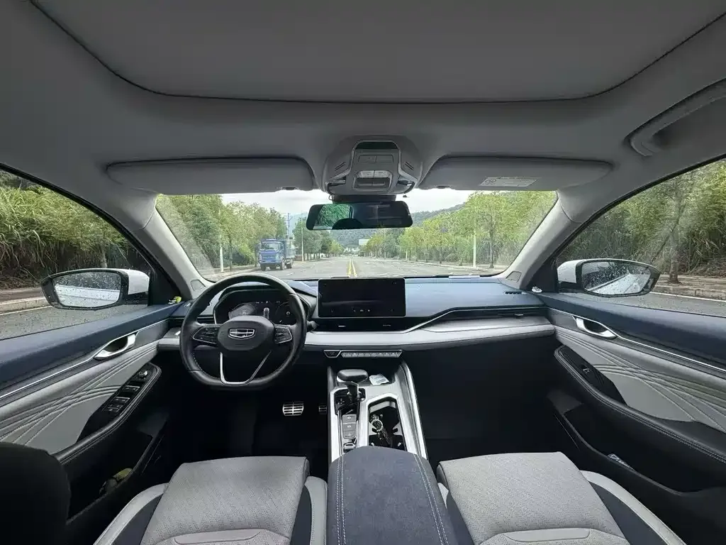 Geely Xingrui 2022 из CN, фото 2