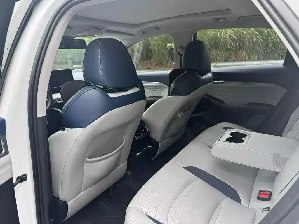 Geely Xingrui 2022 из CN, фото 3