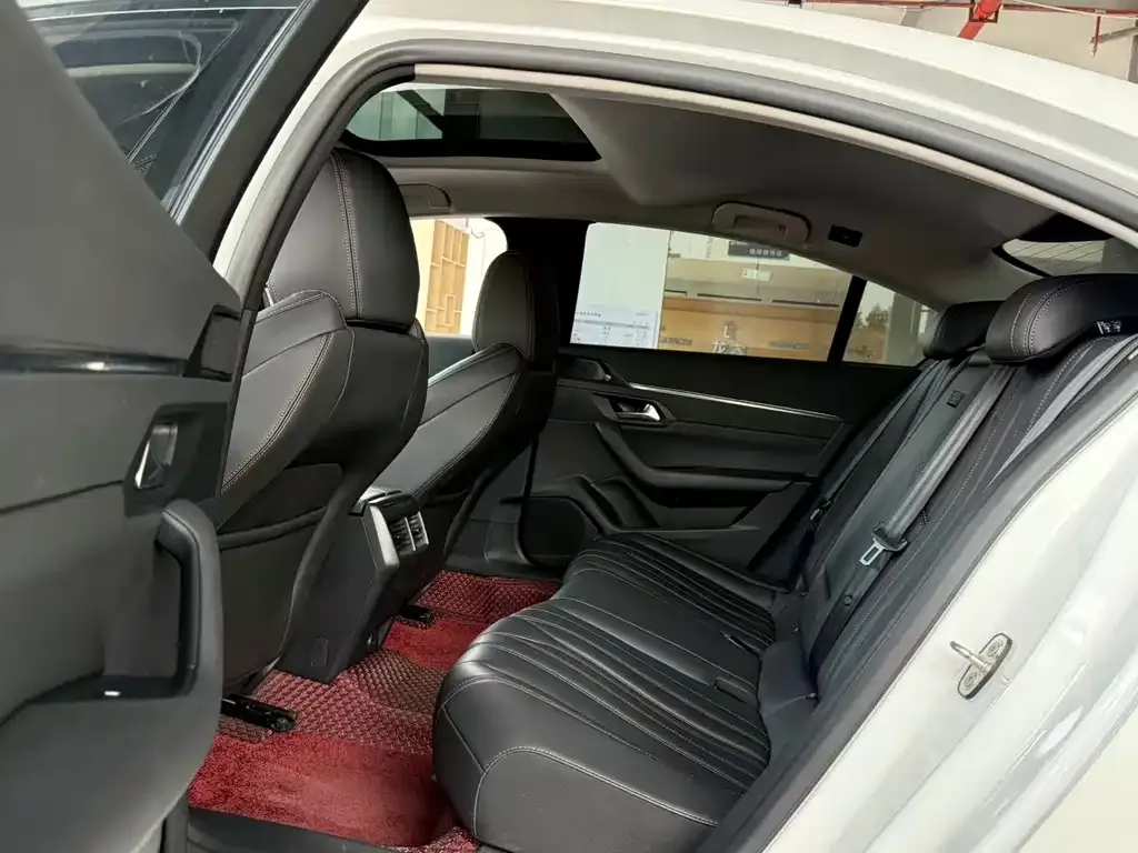Peugeot 508 2021 из CN, фото 4
