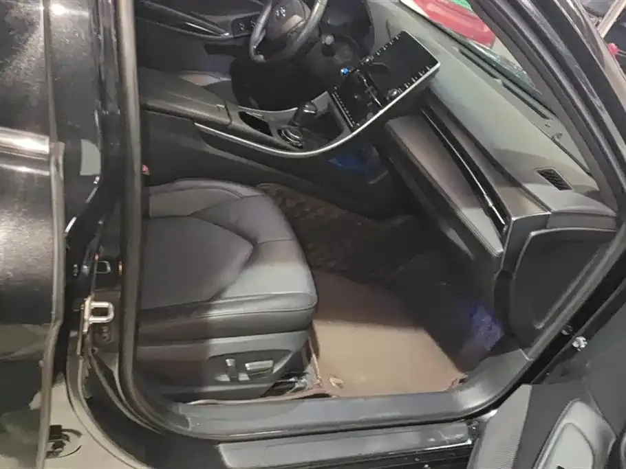 Toyota Avalon 2021 из CN, фото 8