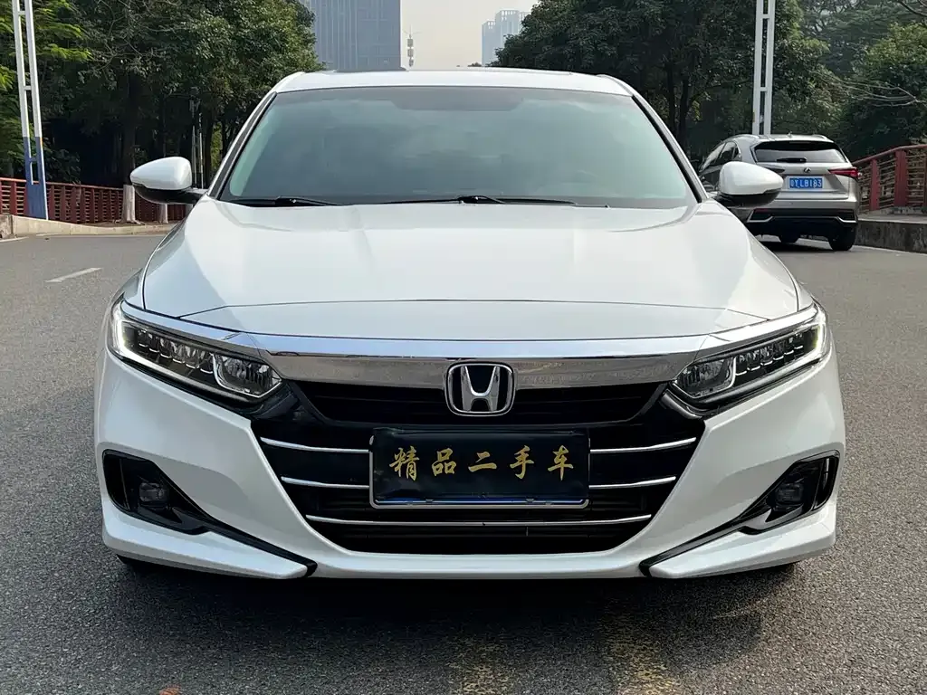 Honda Accord — фото 6
