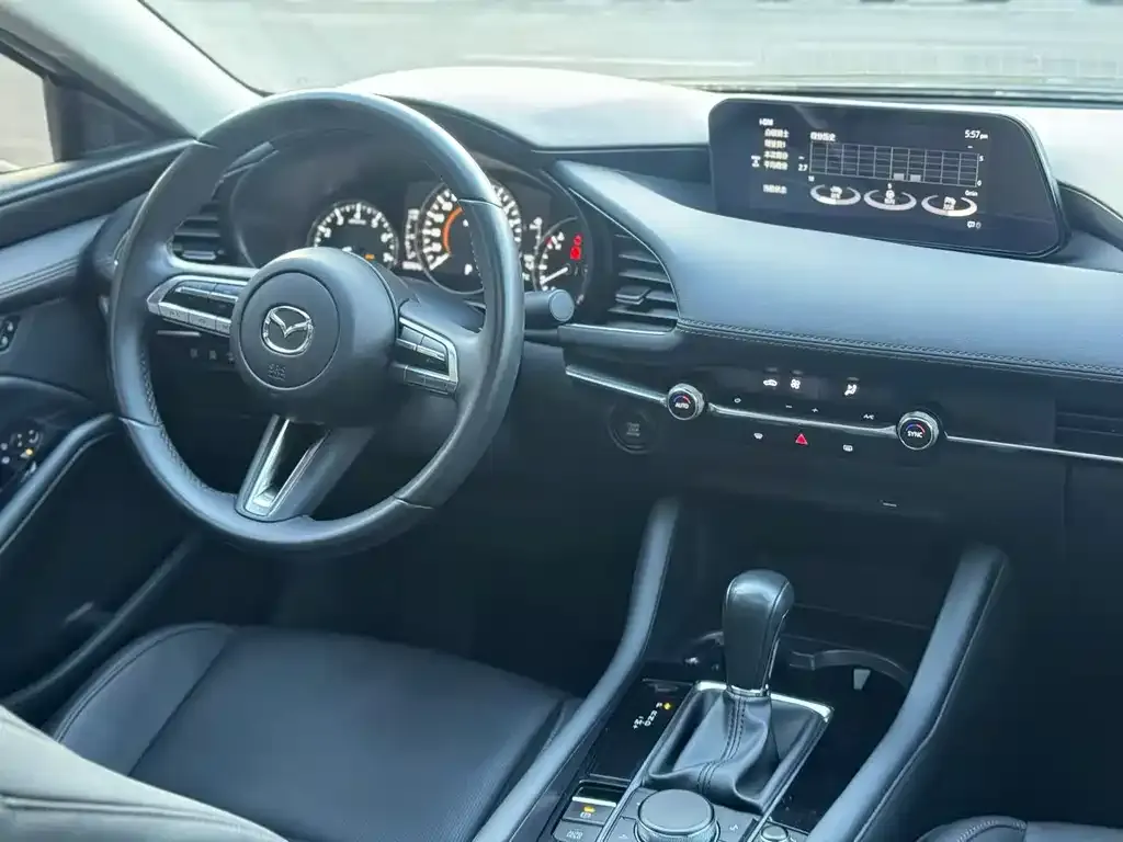 Mazda 3 Axela 2022 из CN, фото 8