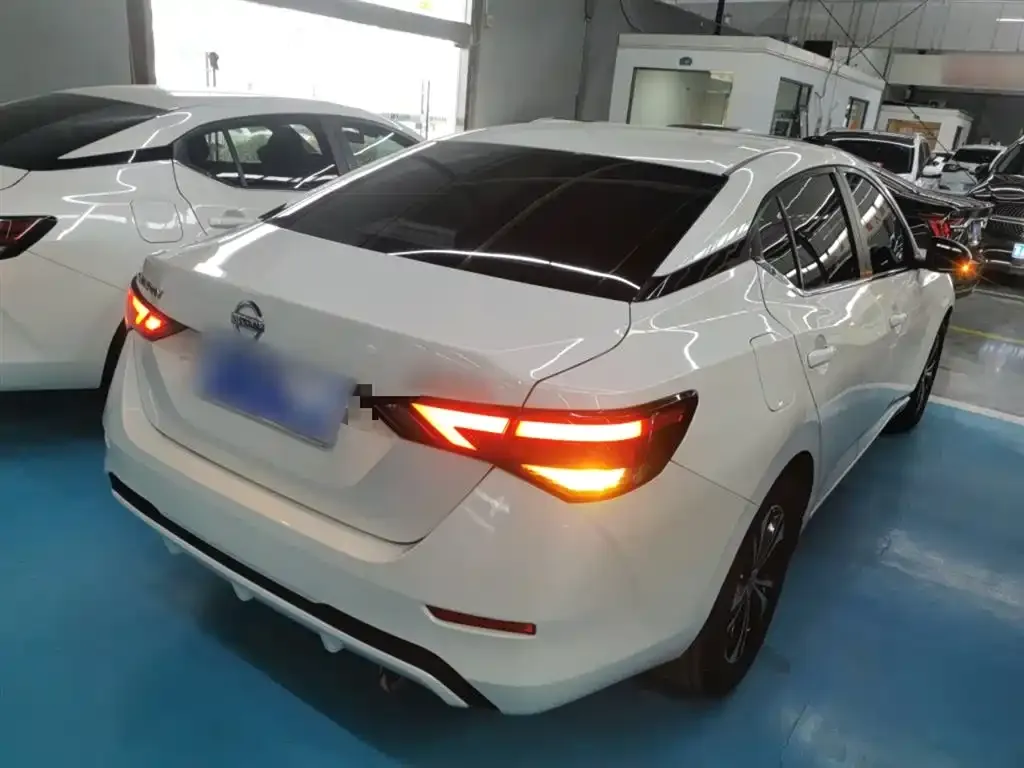 Nissan Sylphy 2023 из CN, фото 3