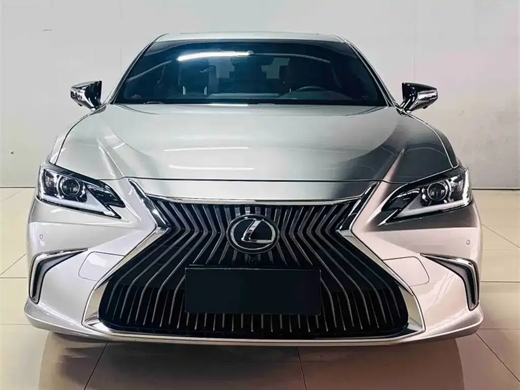 Lexus ES 2021 из CN, фото 8