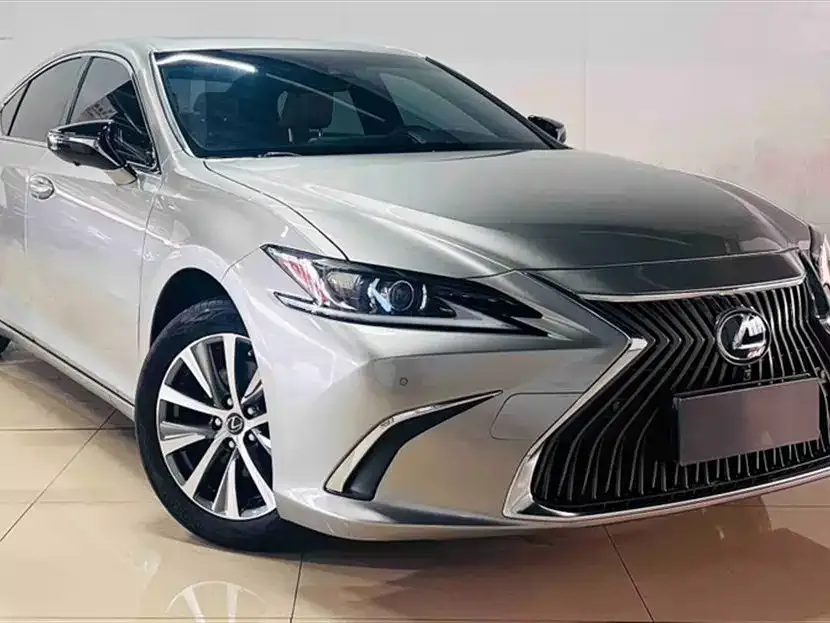 Lexus ES 2021 из CN, фото 10
