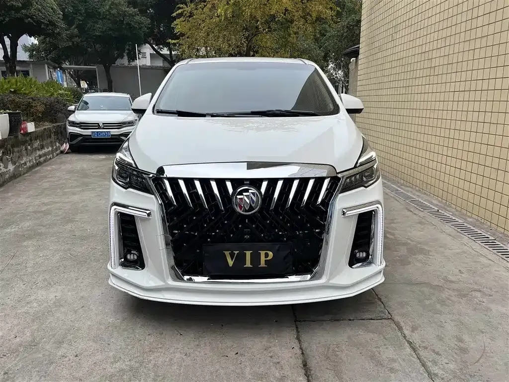 Buick GL8 2024 из CN, фото 2