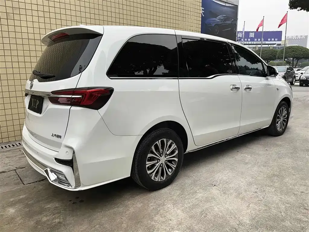 Buick GL8 2024 из CN, фото 6