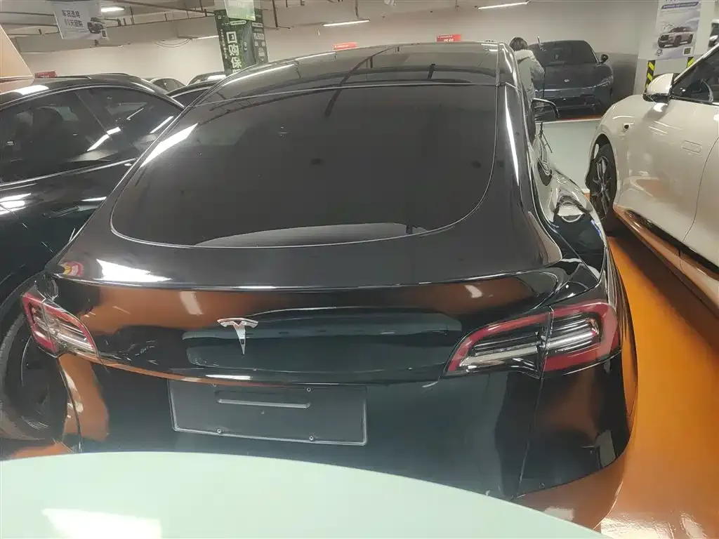 Tesla Model Y 2022 из CN, фото 3