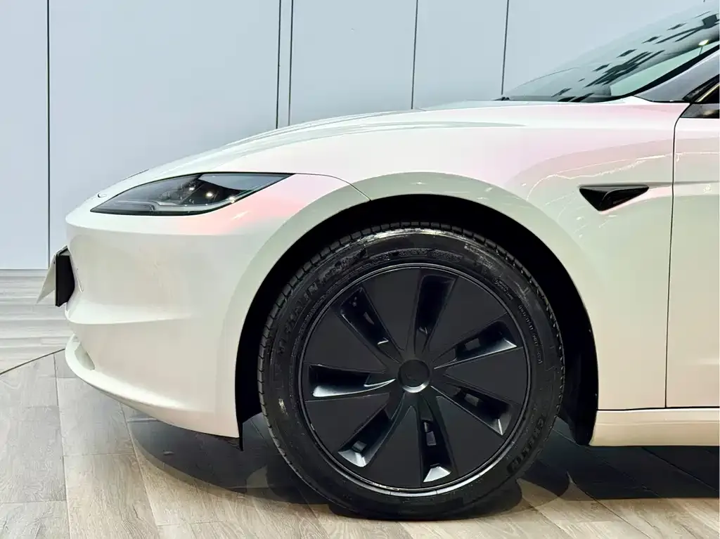 Tesla Model 3 2024 из CN, фото 7